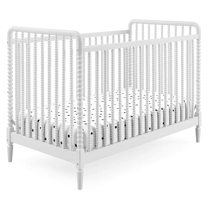 Delta Saint Convertible Crib